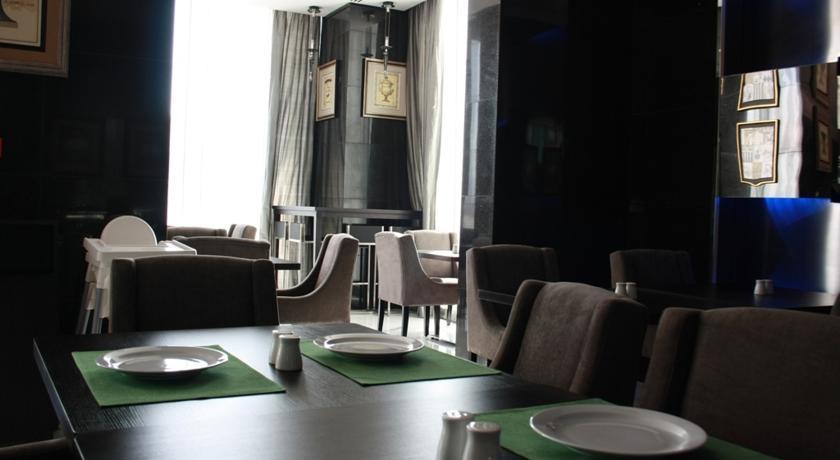 Aparthotel Adamo 4*